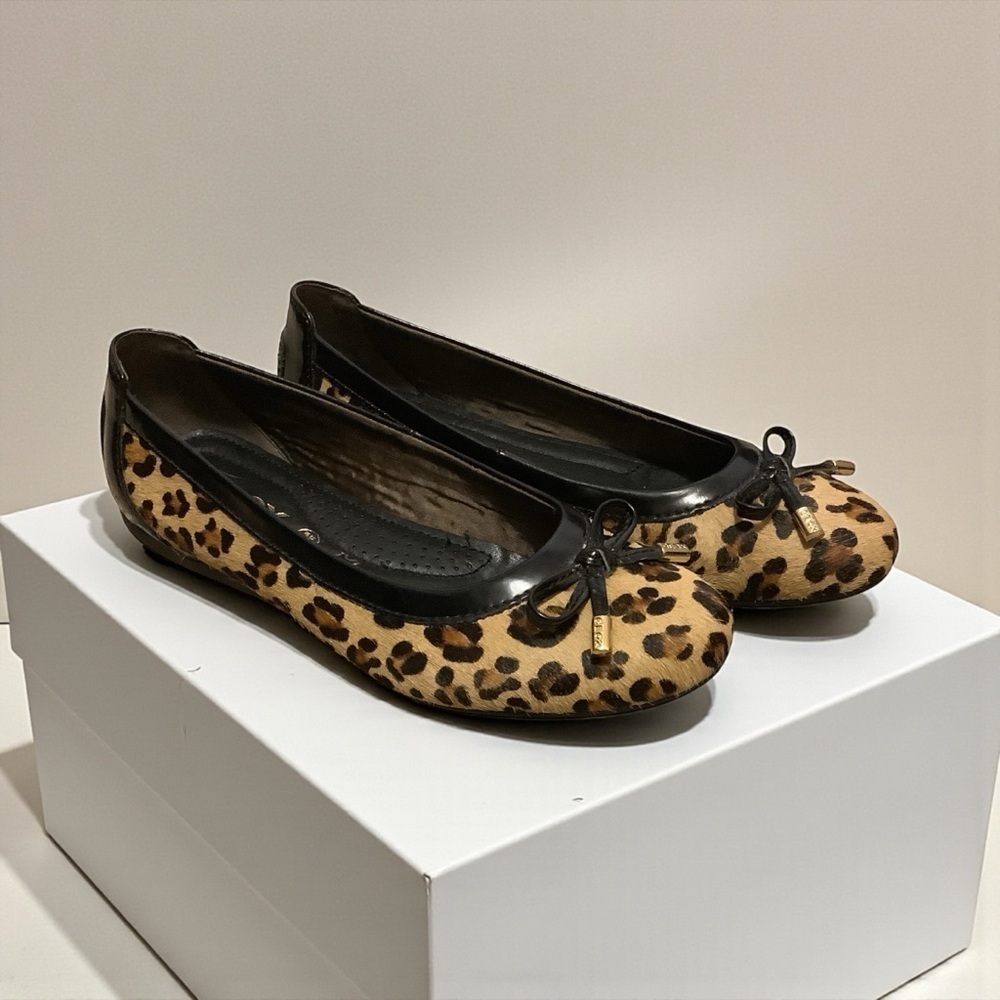 Geox Leopard Calf Hair Ballet Flats Size 35 EU/Bow Detail Round Toe